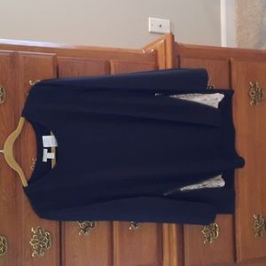 LIKE NEW.  LOGO (Lori Goldstein) Pullover